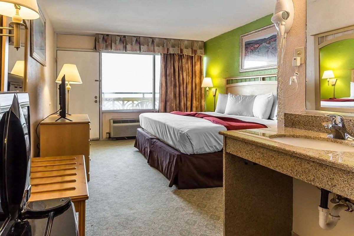 شاطئ ميرتل Ocean Star Hotel (Adults Only) المظهر الخارجي الصورة