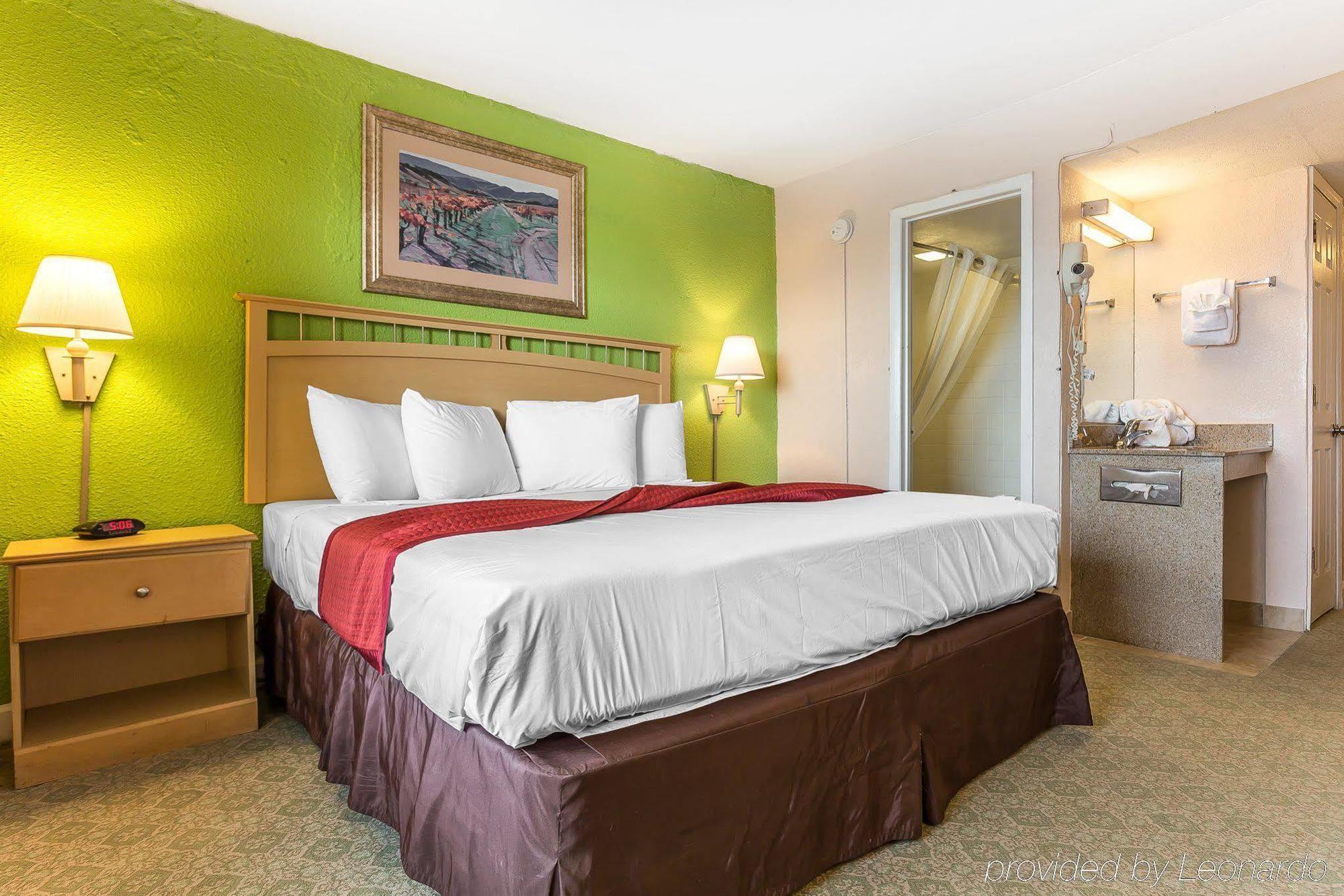 شاطئ ميرتل Ocean Star Hotel (Adults Only) المظهر الخارجي الصورة