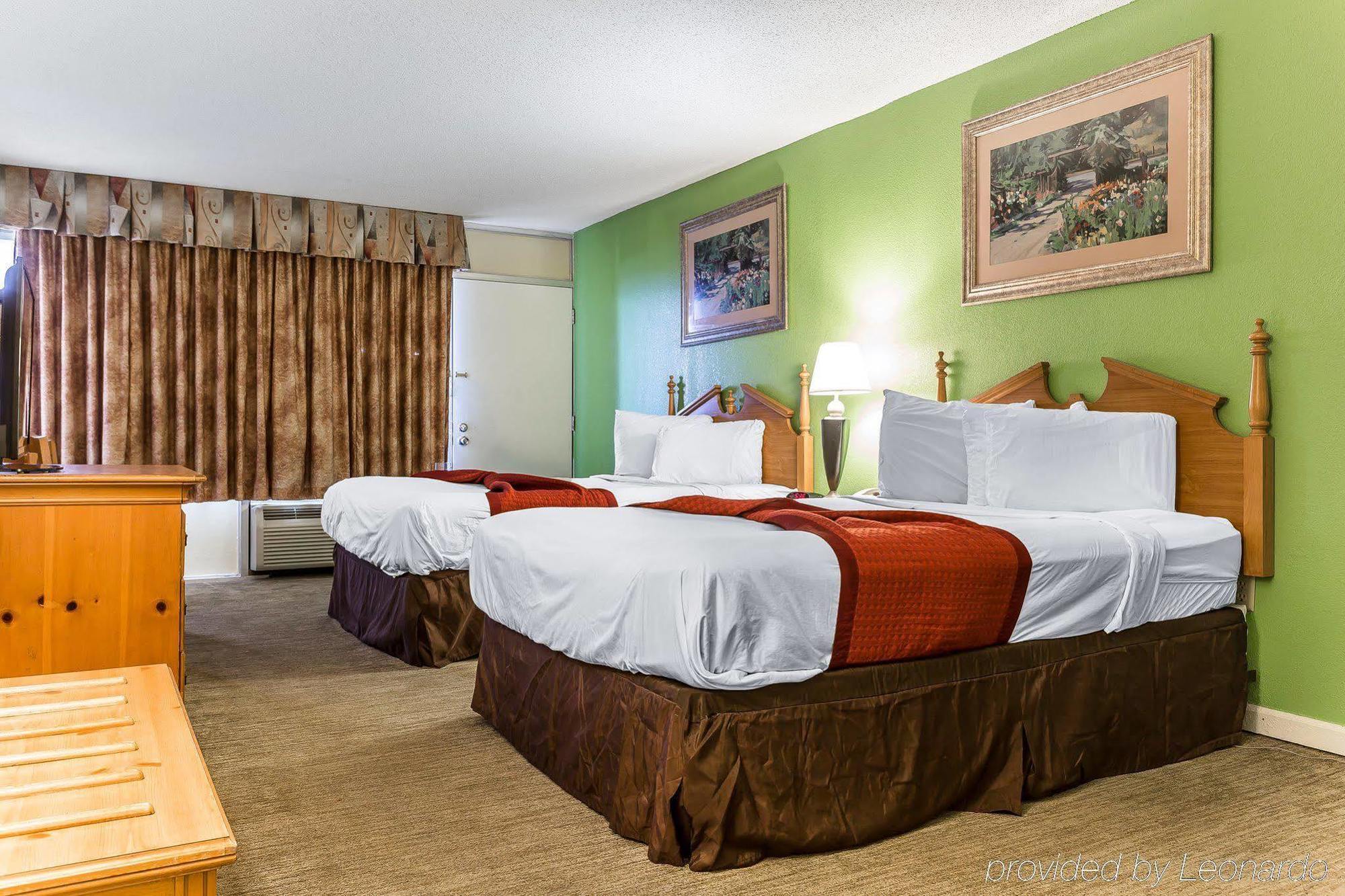 شاطئ ميرتل Ocean Star Hotel (Adults Only) المظهر الخارجي الصورة