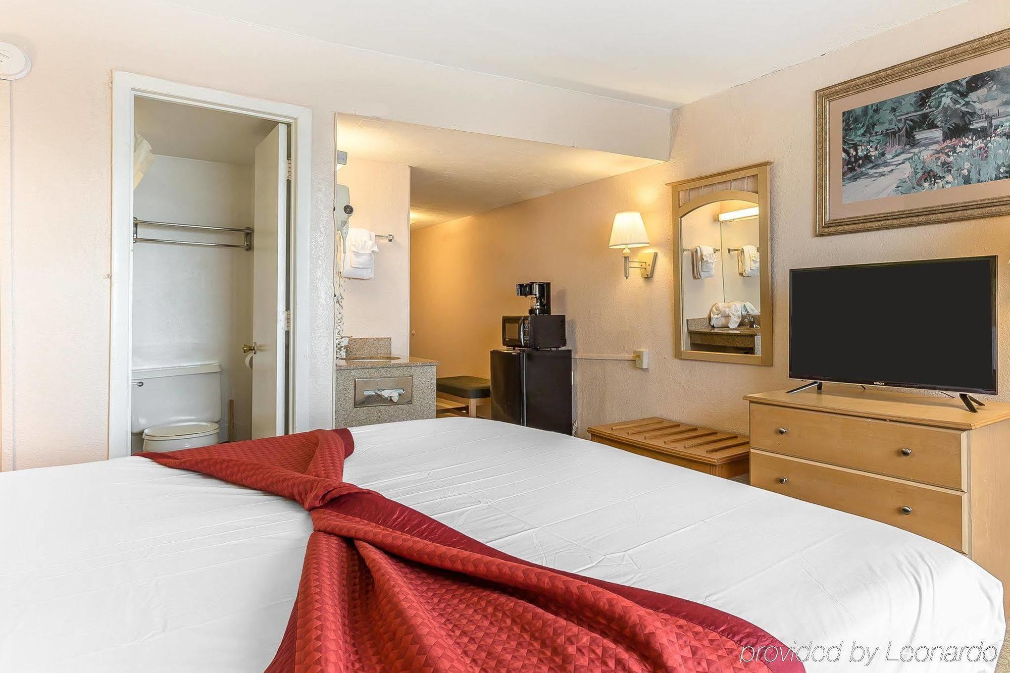 شاطئ ميرتل Ocean Star Hotel (Adults Only) المظهر الخارجي الصورة